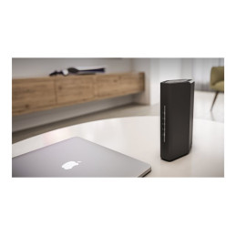 Routeur sans fil commutateur 4 ports - 1GbE, 2.5GbE, Wi-Fi 7 Bi-bande (RS100-100EUS)_5